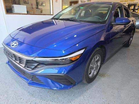 2025 HYUNDAI ELANTRA SE