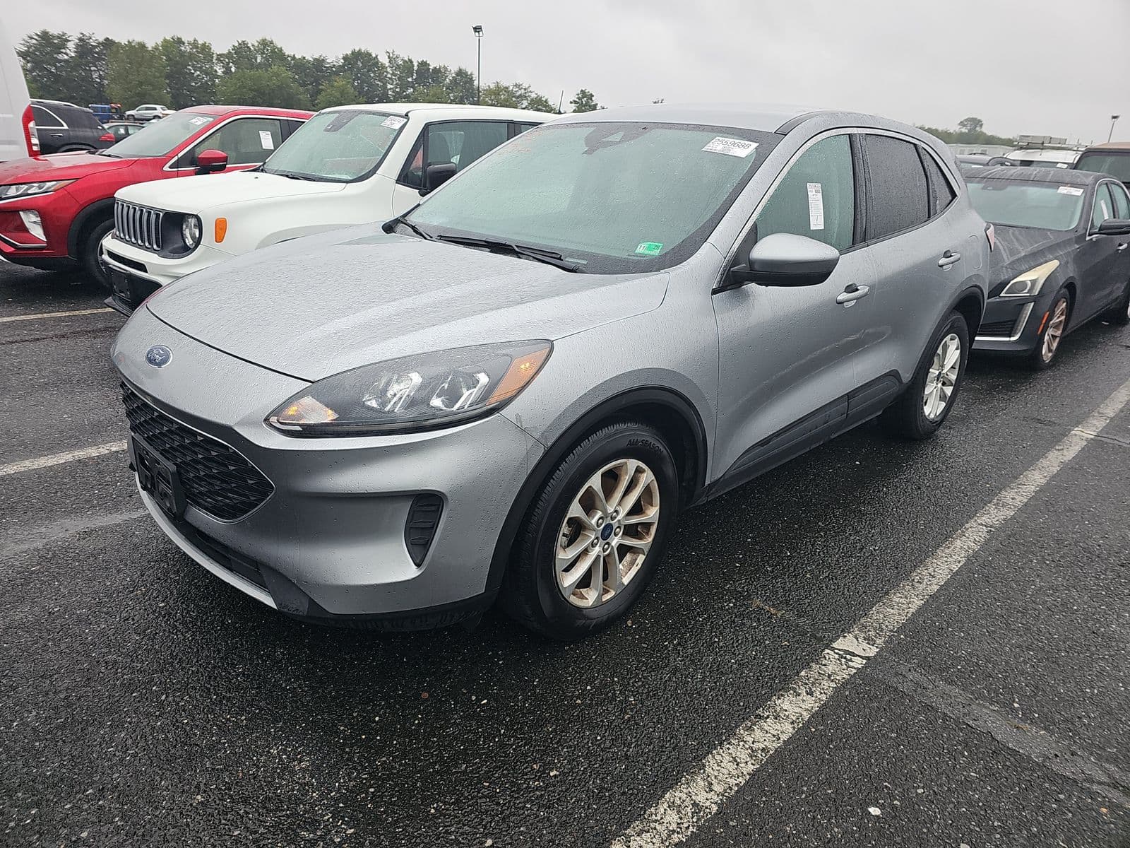 2021 FORD ESCAPE SE 1
