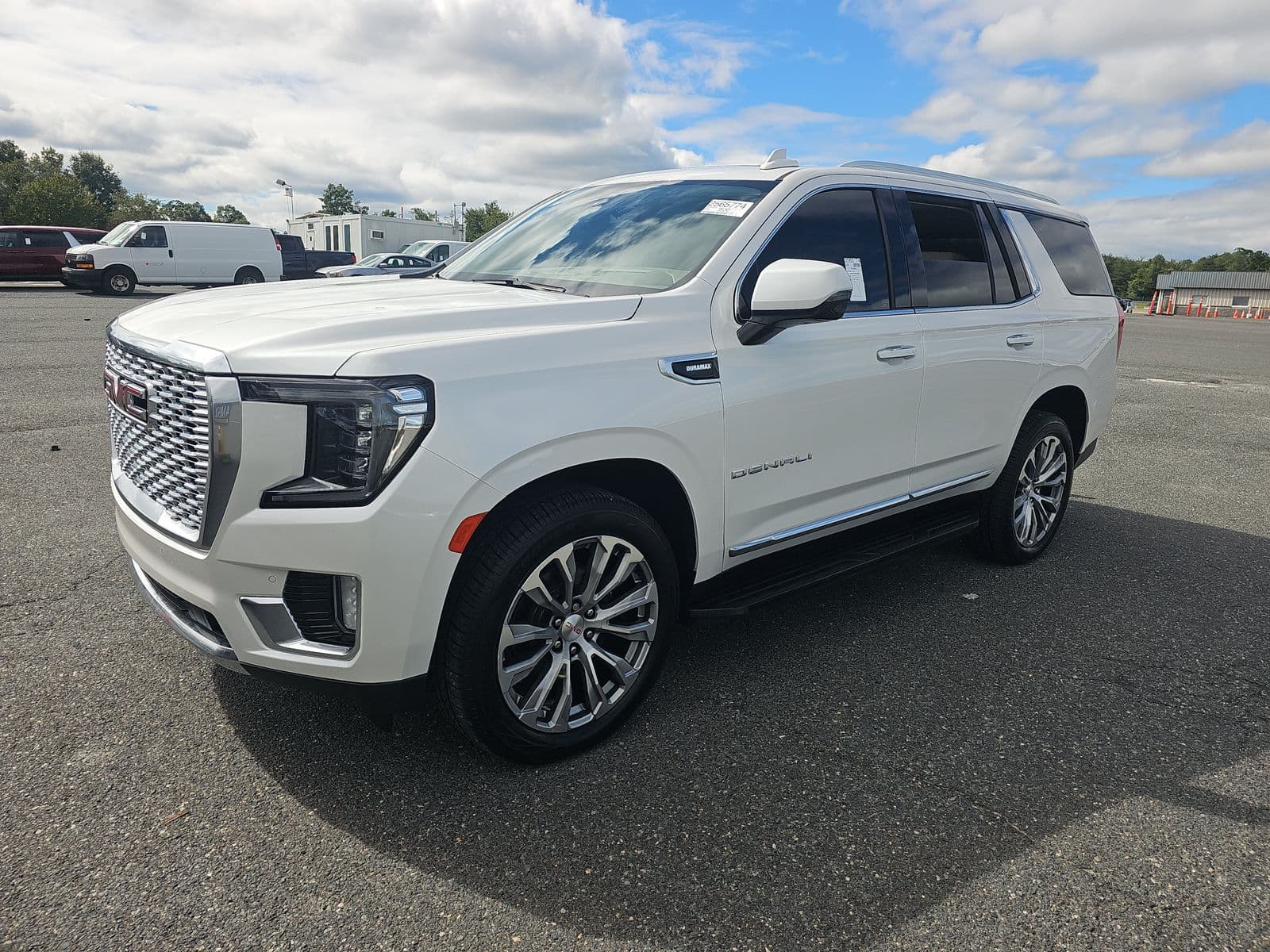 2021 GMC YUKON Denali