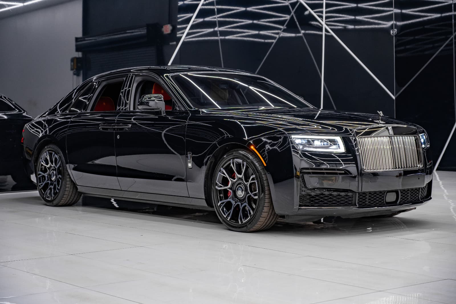 2022 ROLLS-ROYCE GHOST BLACK Badge