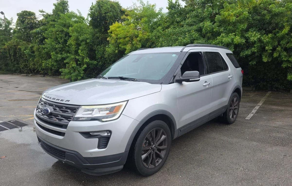 2018 FORD EXPLORER XLT 1