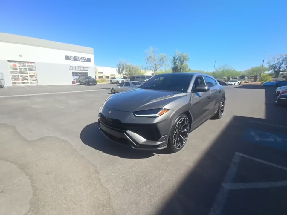 2023 LAMBORGHINI URUS Performante