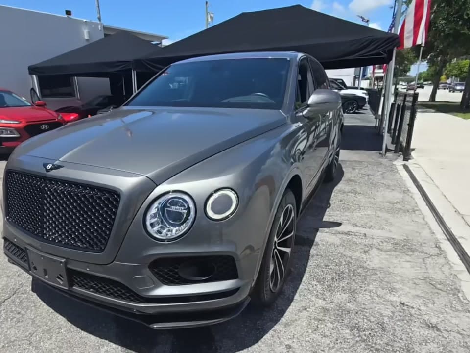 2018 BENTLEY BENTAYGA W12 Signature