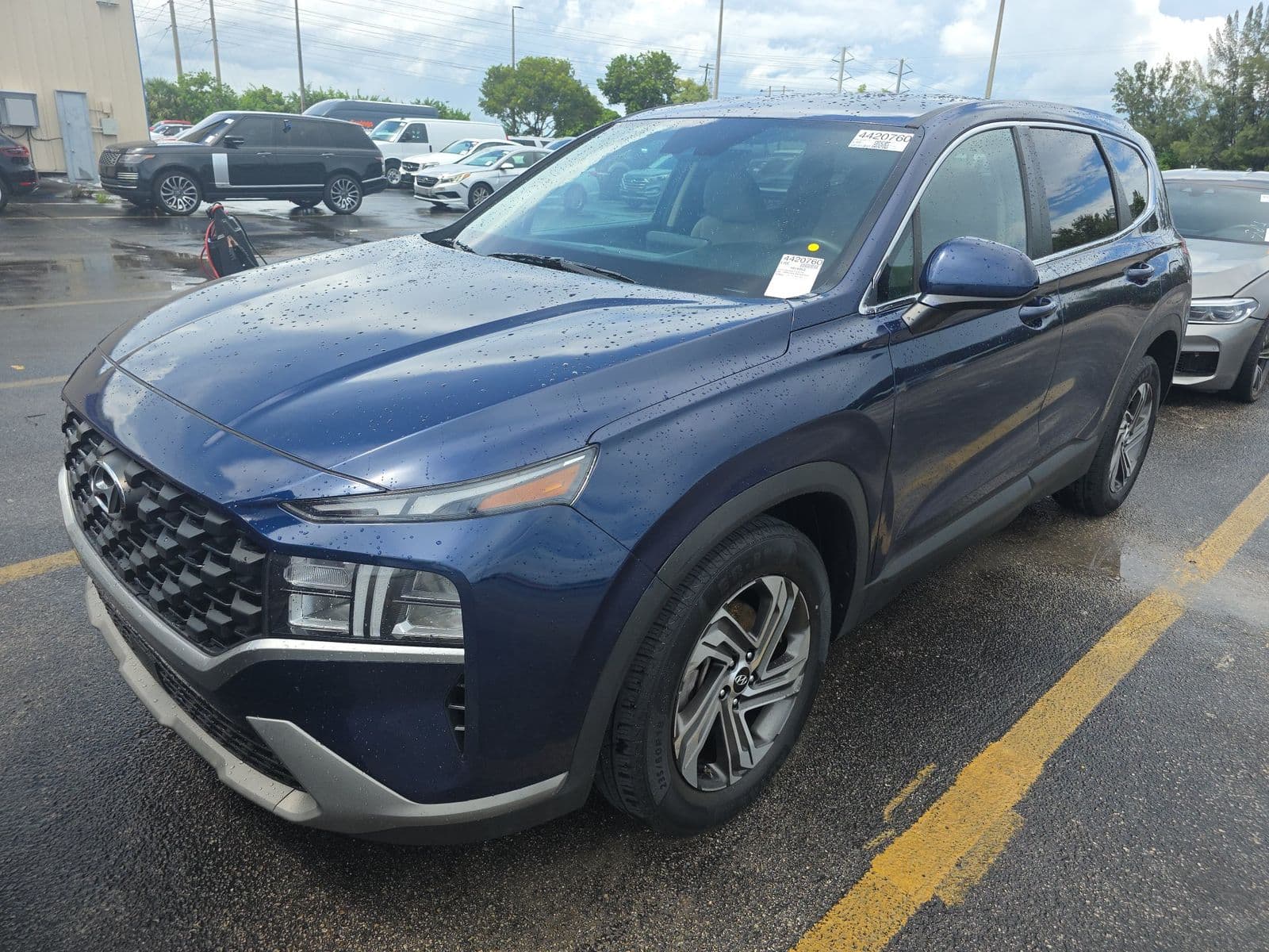2022 HYUNDAI SANTA FE SE 1