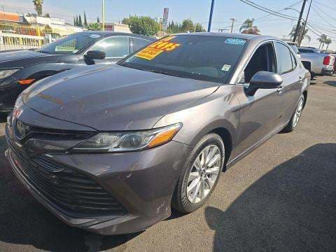 2018 TOYOTA CAMRY LE