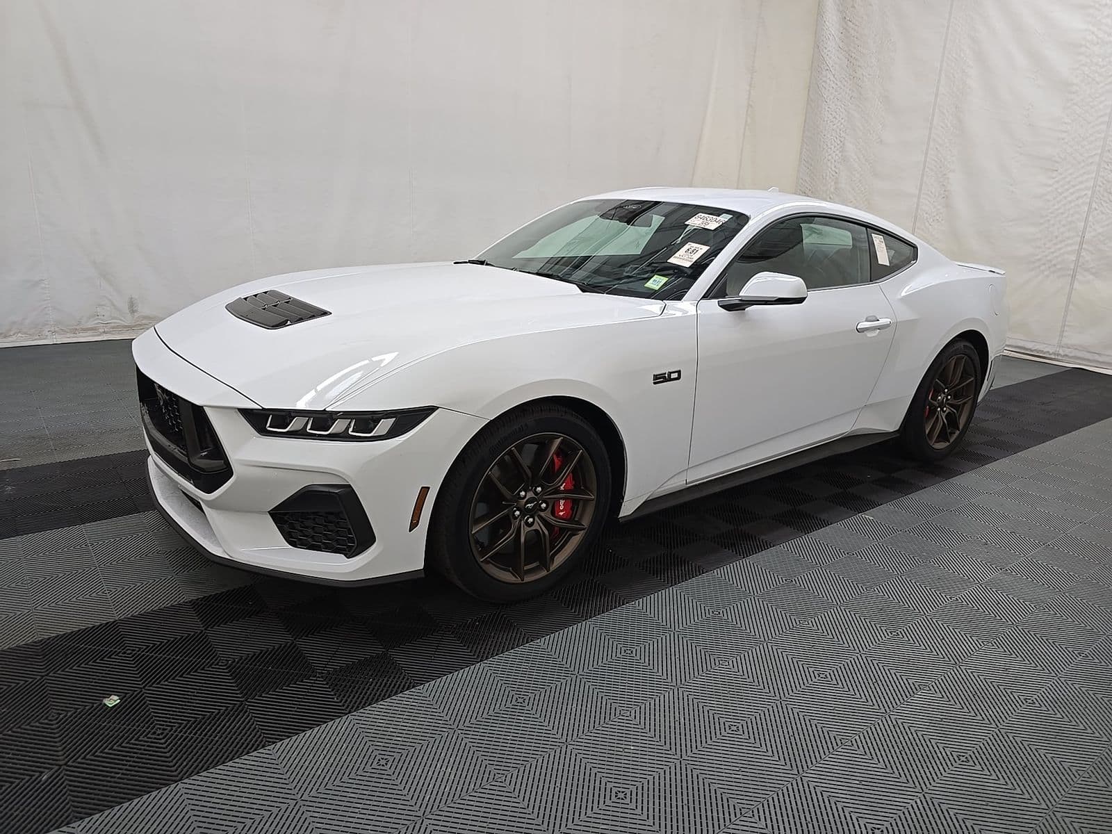 2024 FORD MUSTANG GT Premium