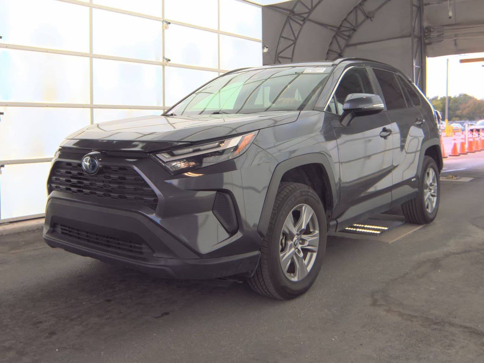 2023 TOYOTA RAV4 HYBRID LE