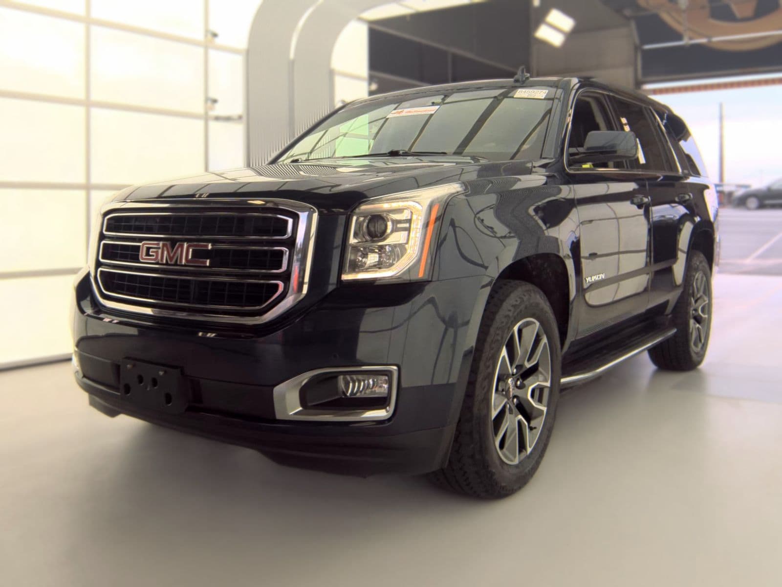 2019 GMC YUKON SLT