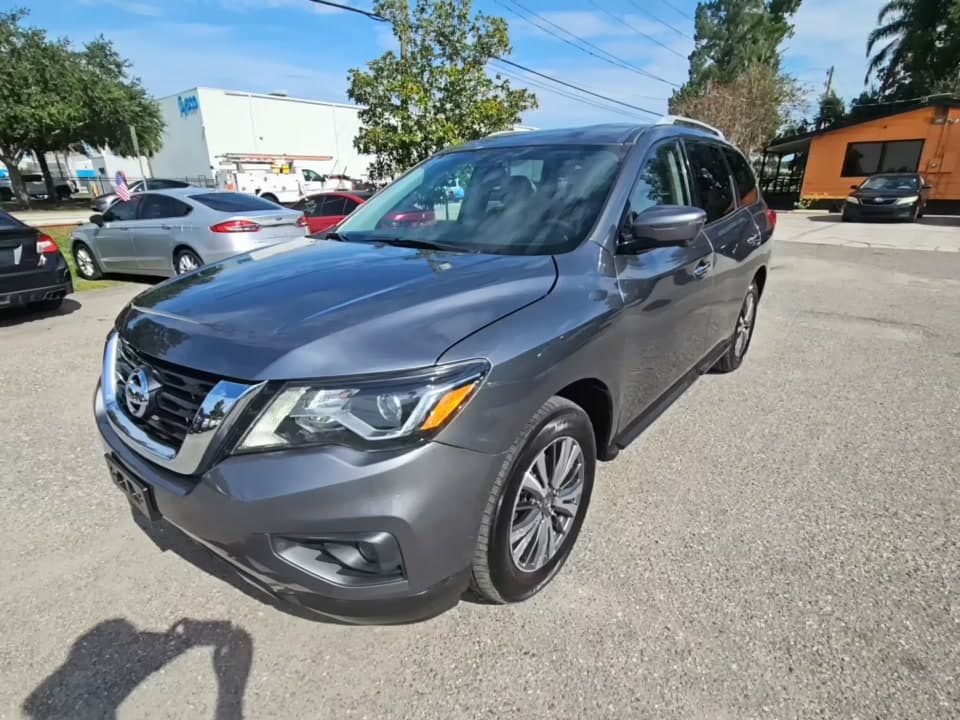 2019 NISSAN PATHFINDER SL 1