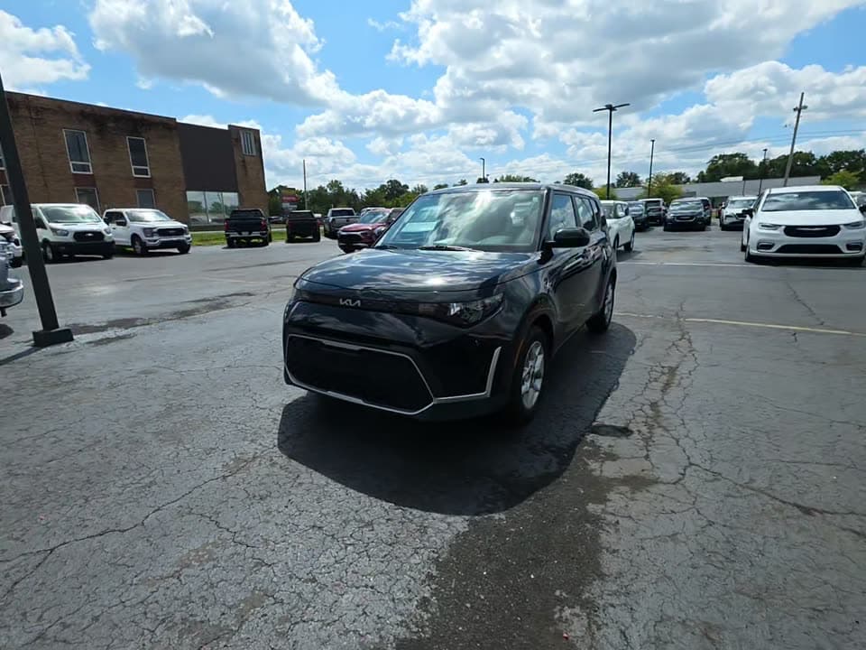 2023 KIA SOUL LX