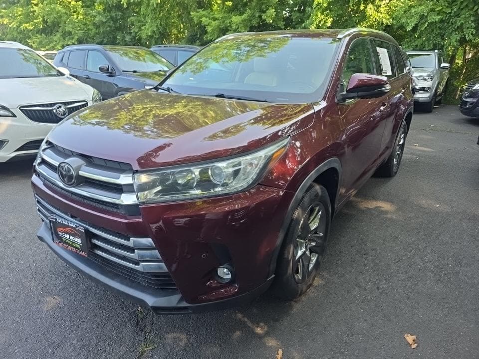 2019 TOYOTA HIGHLANDER LIMITED Platinum