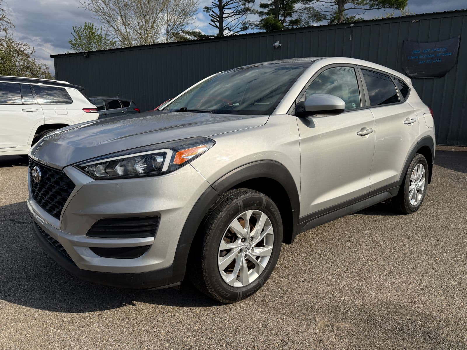 2020 HYUNDAI TUCSON SE 1