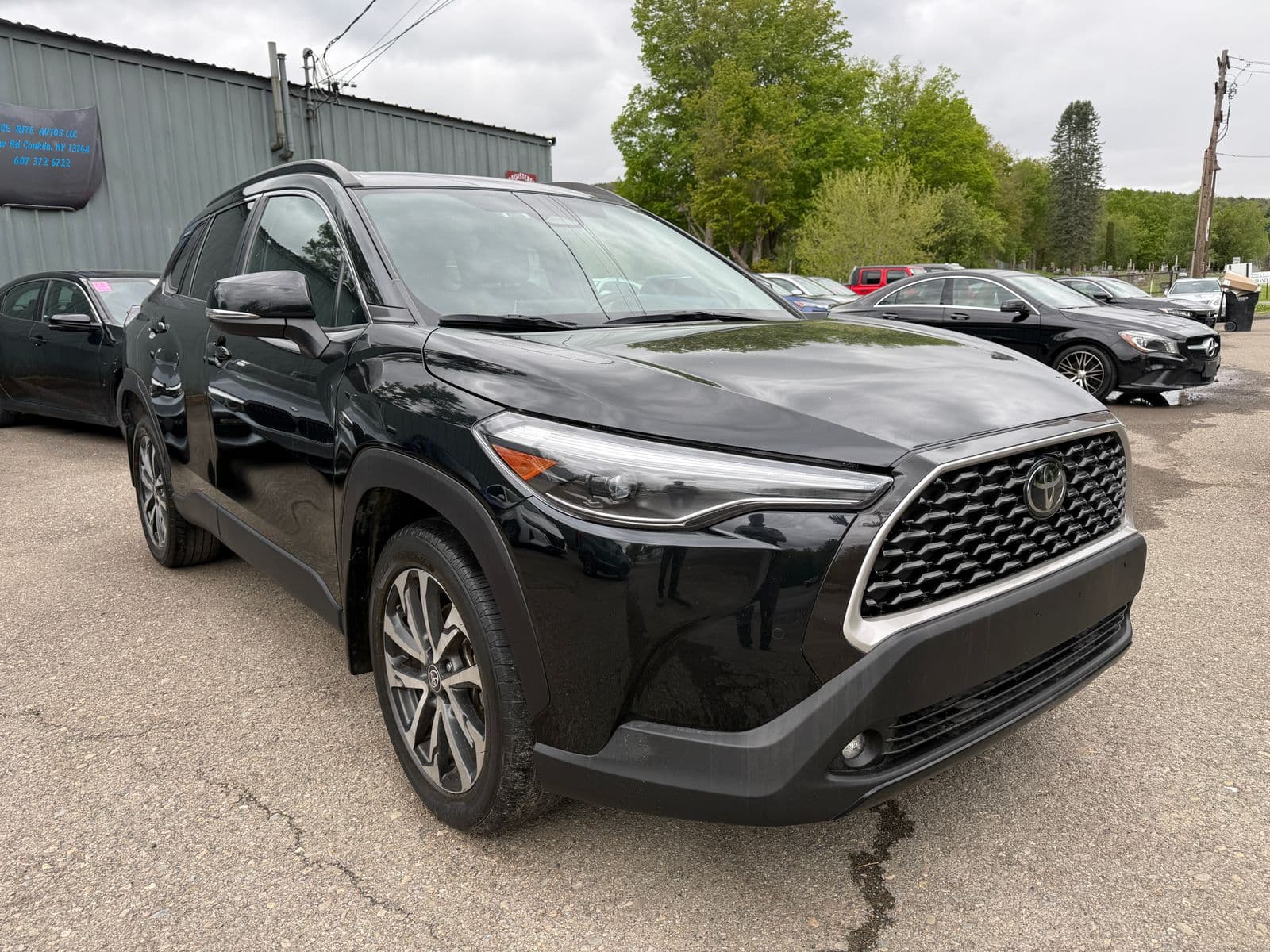 2024 TOYOTA COROLLA CROSS XLE
