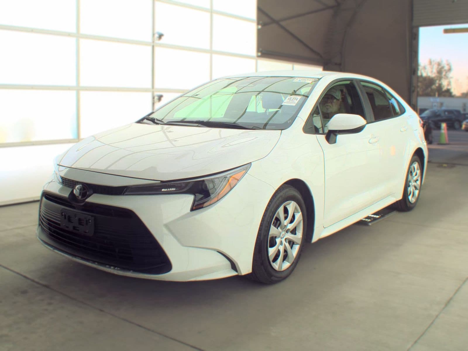 2025 TOYOTA COROLLA LE 1