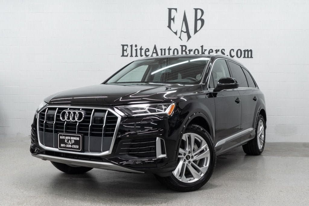 2023 AUDI Q7 Premium