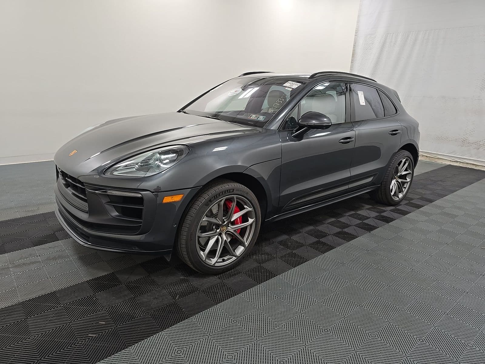 2023 PORSCHE MACAN GTS
