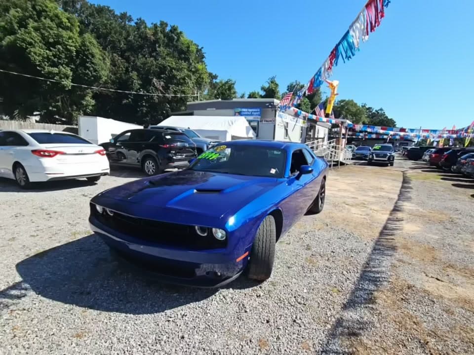 2019 DODGE CHALLENGER SXT 1