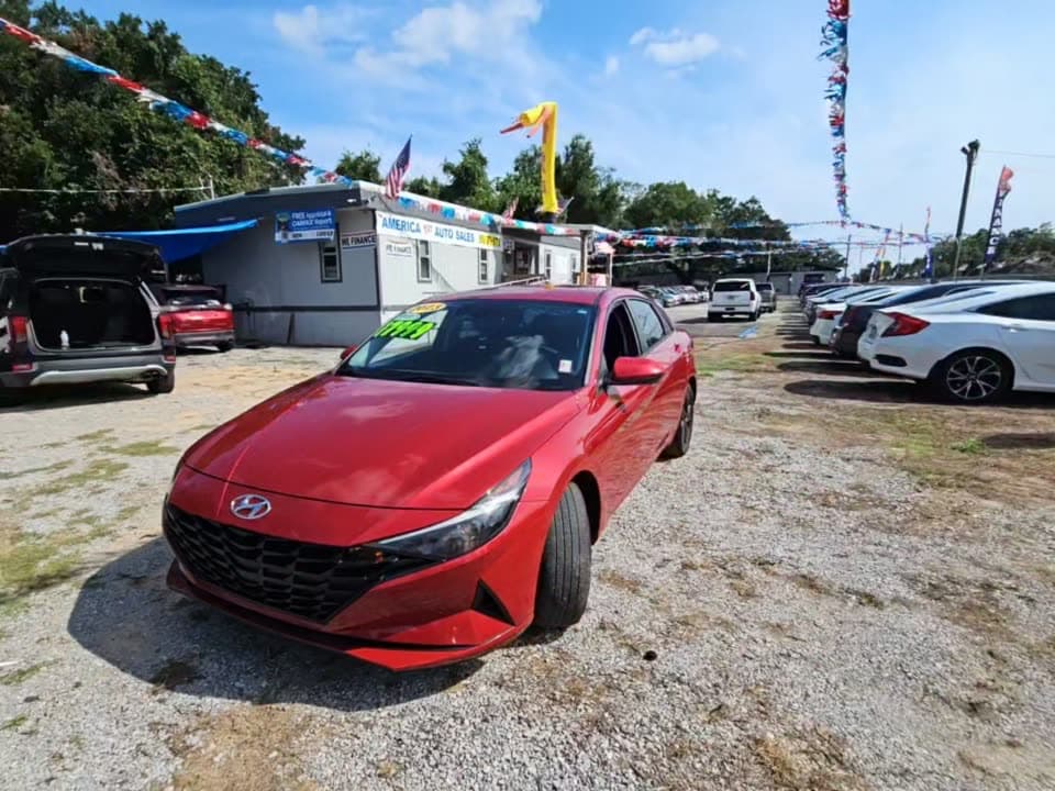 2023 HYUNDAI ELANTRA SEL