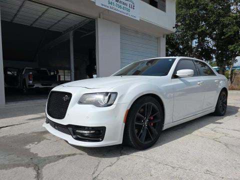 2023 CHRYSLER 300 C