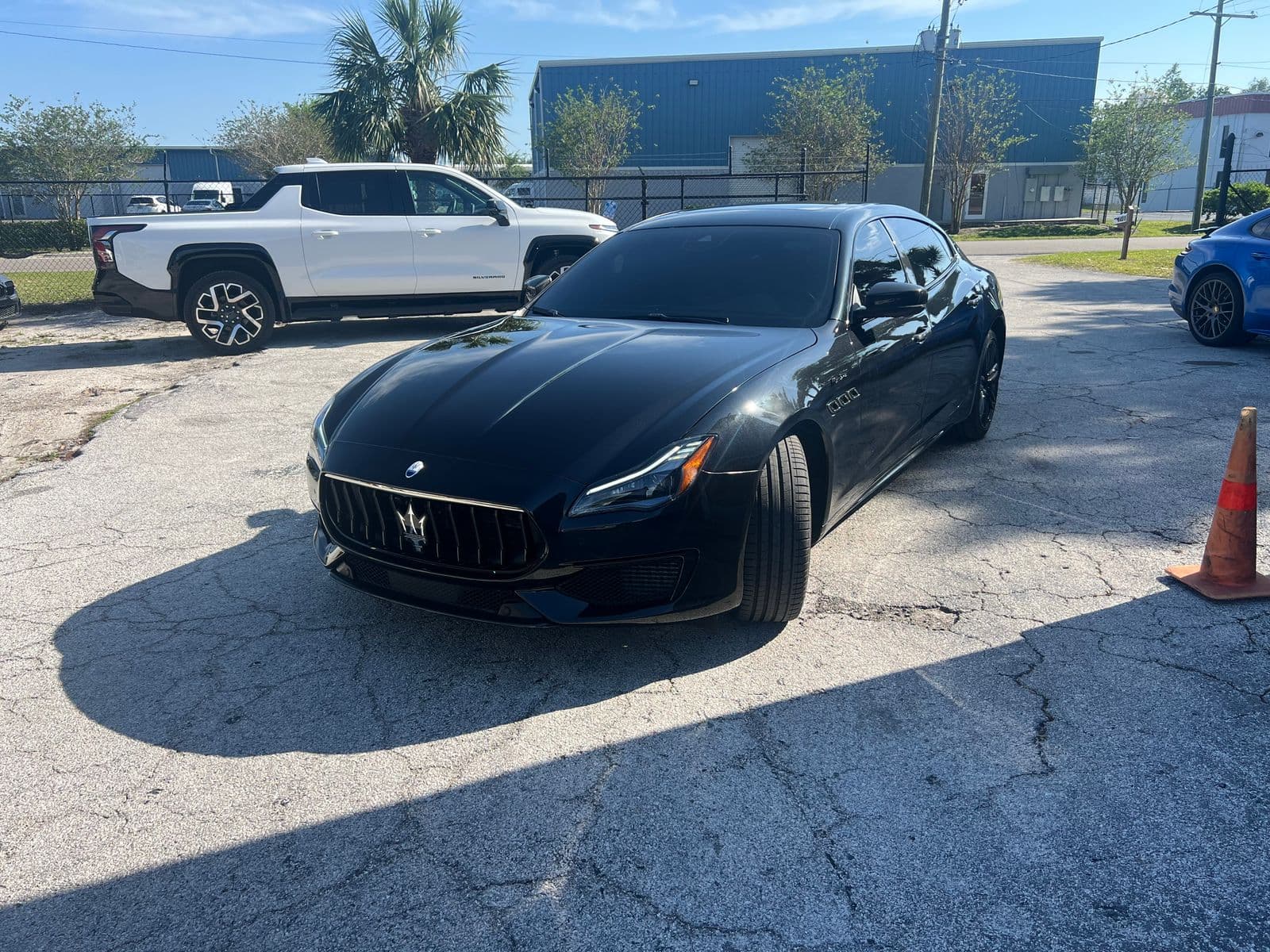 2023 MASERATI QUATTROPORTE MODENA Q4