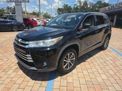 2019 TOYOTA HIGHLANDER XLE 1