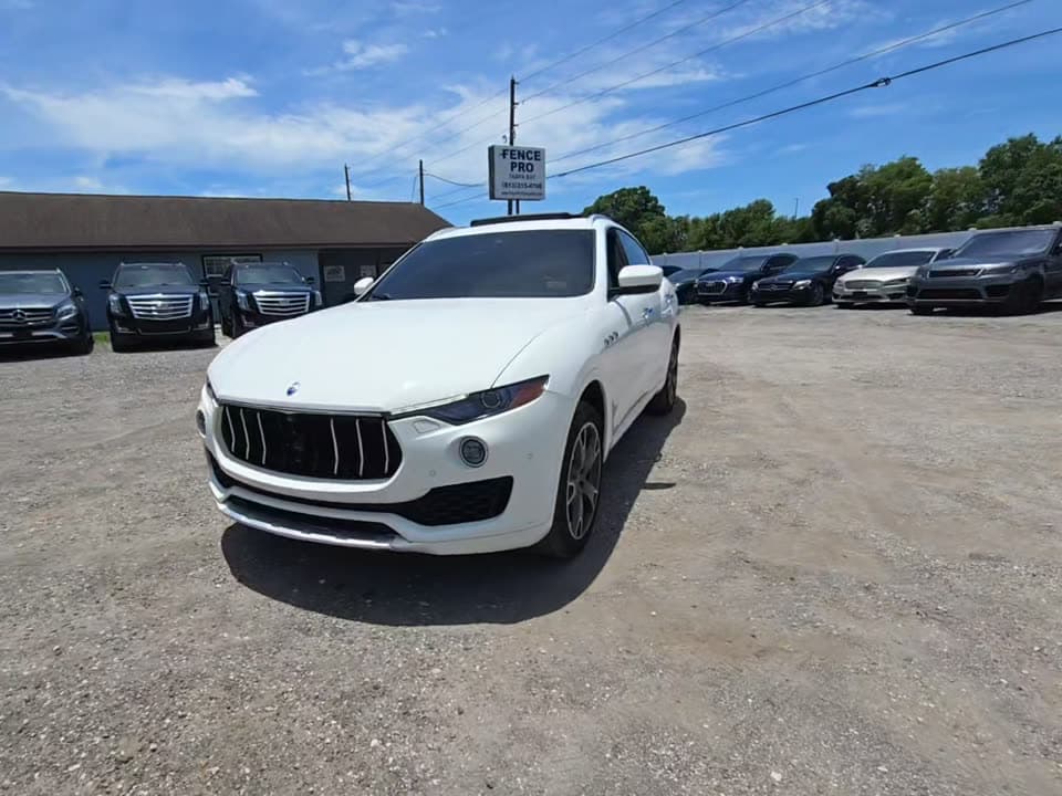 2018 MASERATI LEVANTE GrandLusso