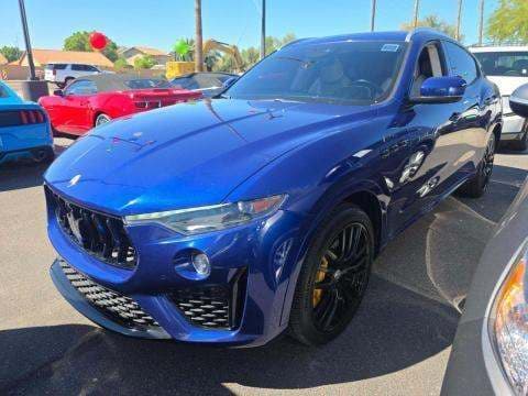 2022 MASERATI LEVANTE Modena