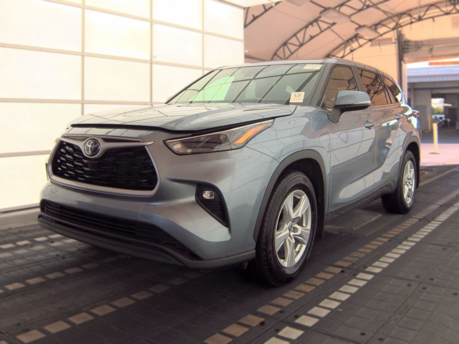 2024 TOYOTA HIGHLANDER HYBRID LE