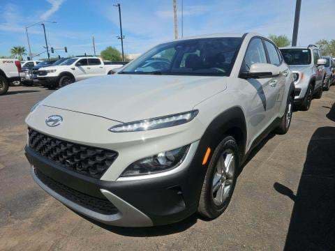 2023 HYUNDAI KONA SE
