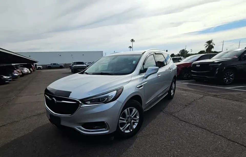 2018 BUICK ENCLAVE Essence 1