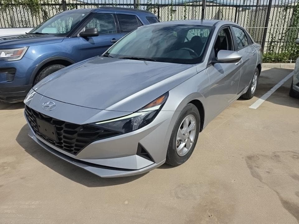 2021 HYUNDAI ELANTRA SE 1