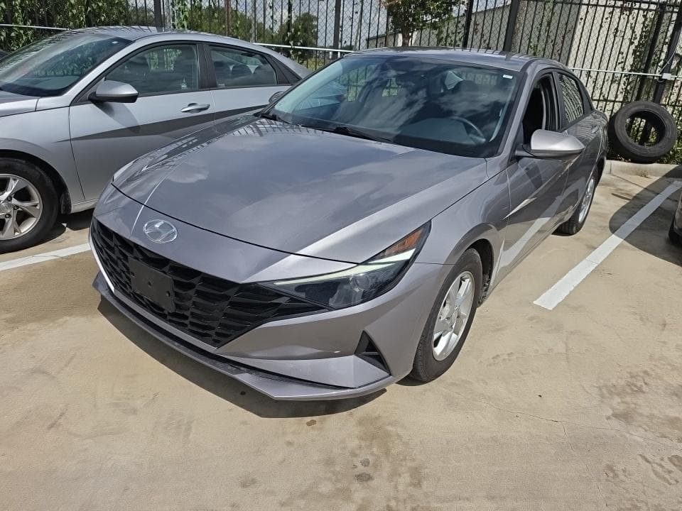2023 HYUNDAI ELANTRA SE