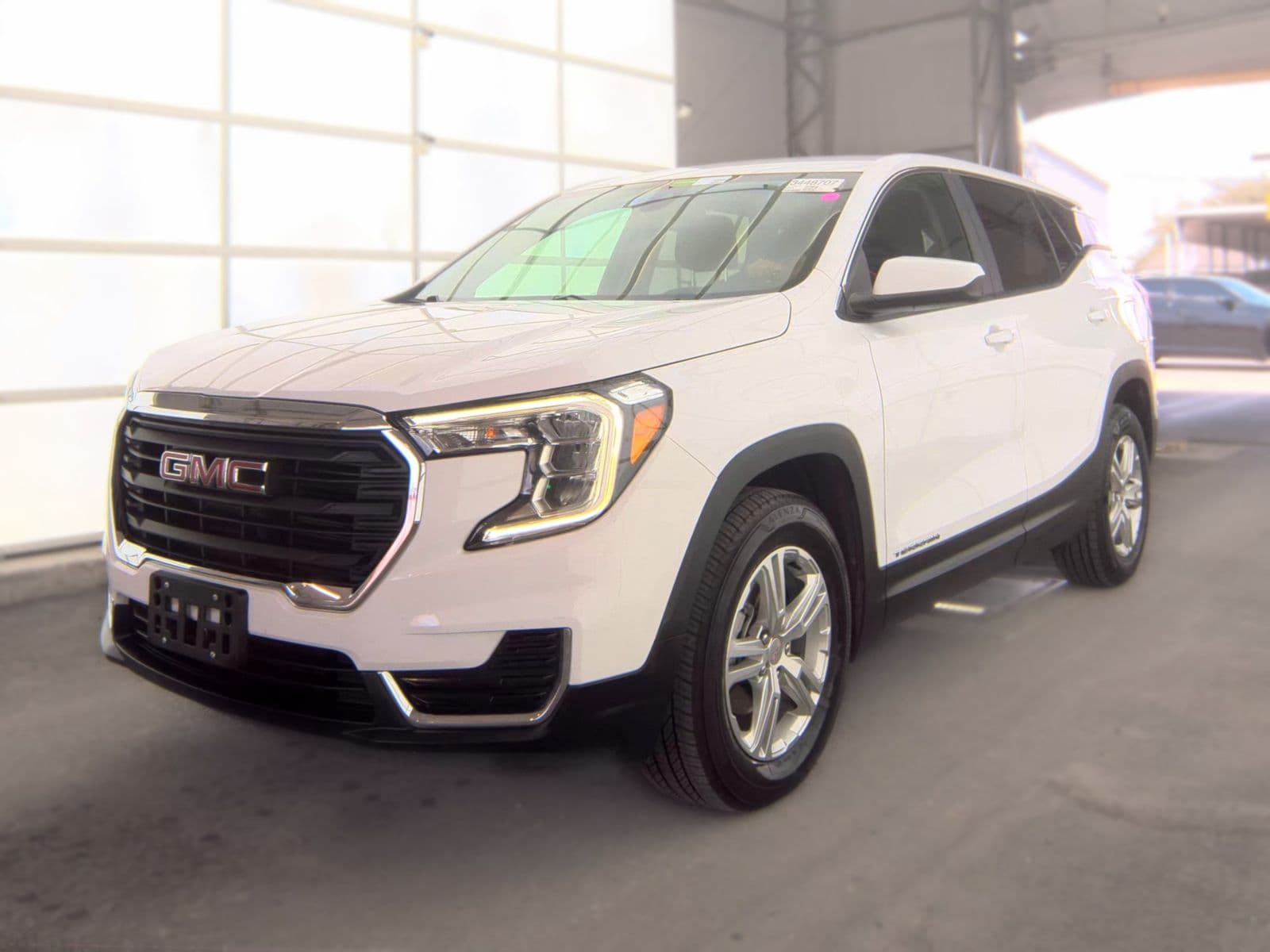 2024 GMC TERRAIN SLE 1