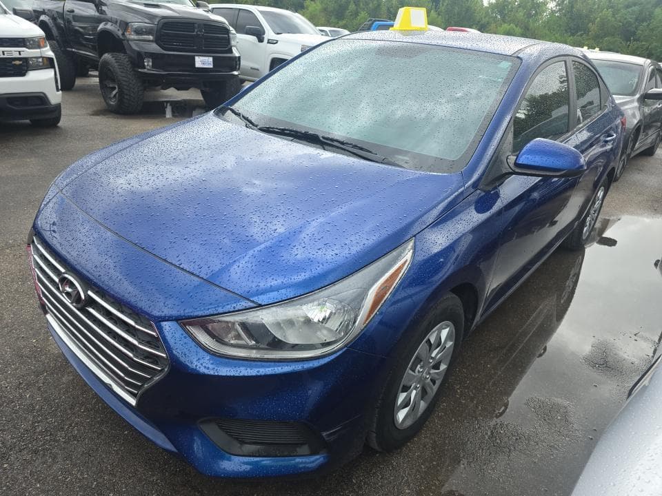 2022 HYUNDAI ACCENT SE 1