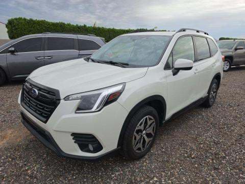 2023 SUBARU FORESTER Premium 1