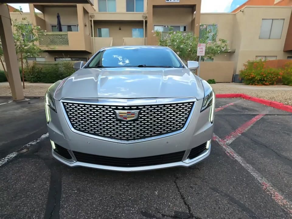 2018 CADILLAC XTS Luxury 1