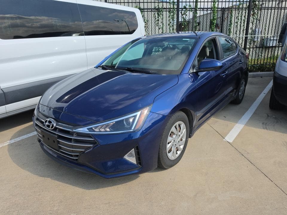 2020 HYUNDAI ELANTRA SE 1