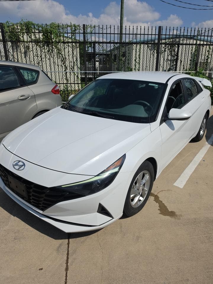 2021 HYUNDAI ELANTRA SE