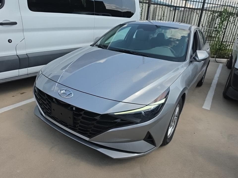 2021 HYUNDAI ELANTRA SE