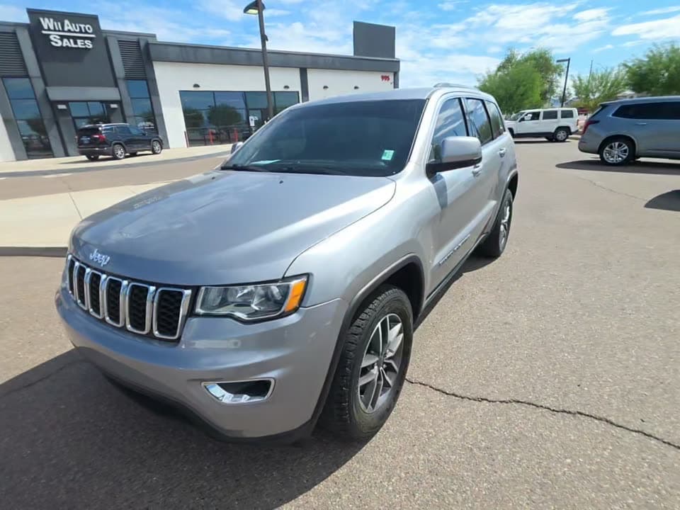 2019 JEEP GRAND CHEROKEE LAREDO E Edition 1