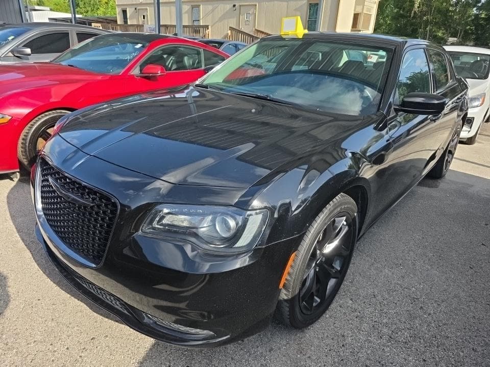 2022 CHRYSLER 300 Touring 1