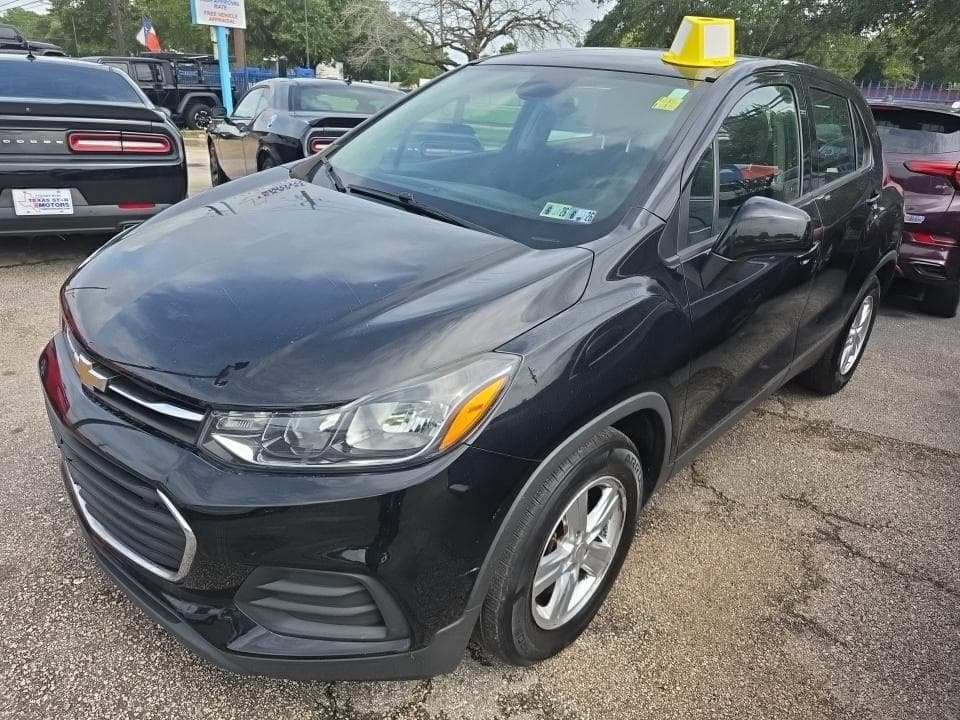 2019 CHEVROLET TRAX LS 1
