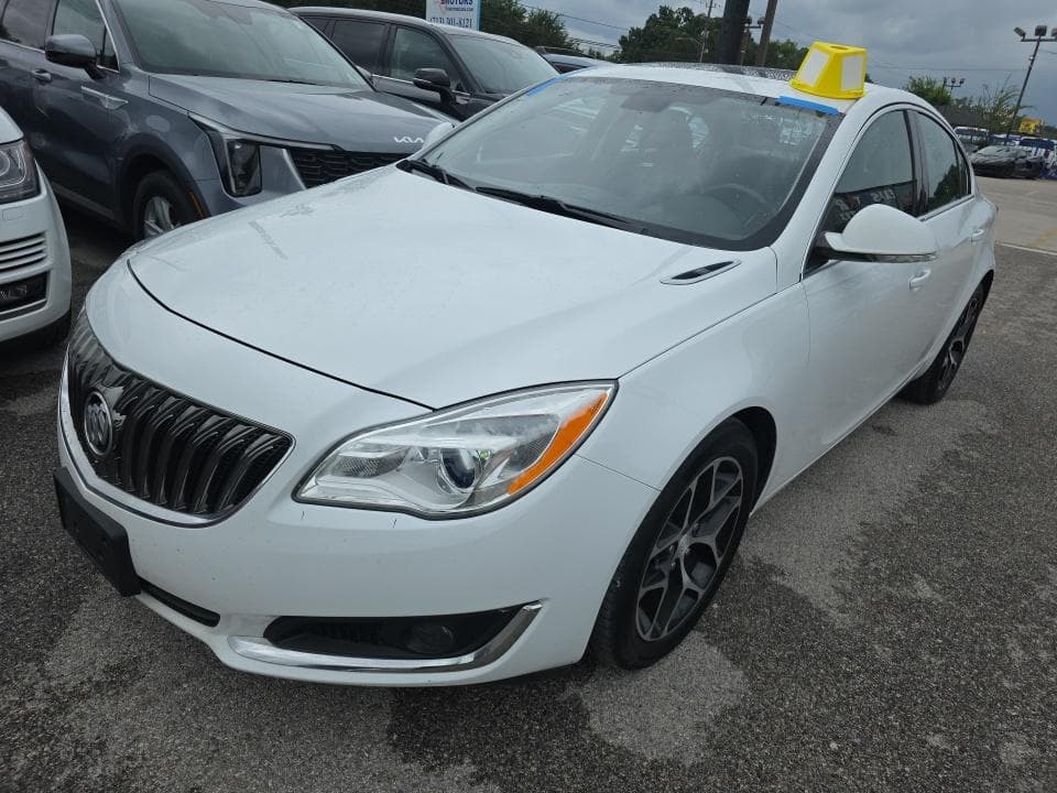2017 BUICK REGAL SPORT Touring