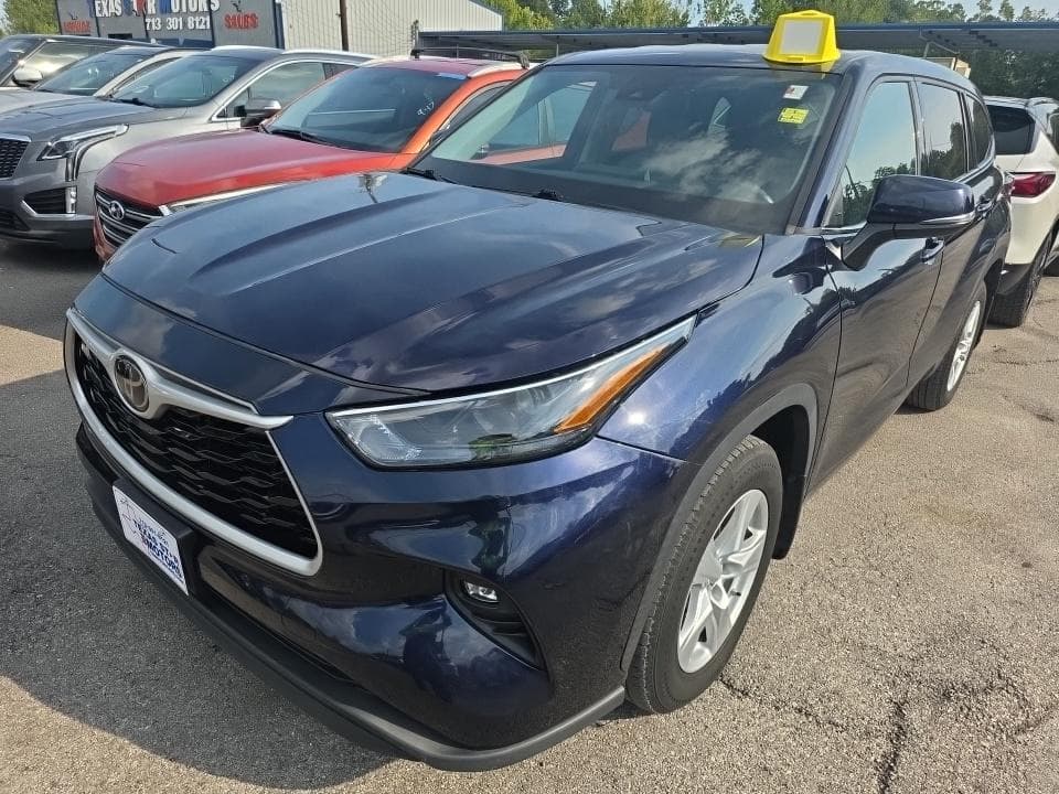 2022 TOYOTA HIGHLANDER L