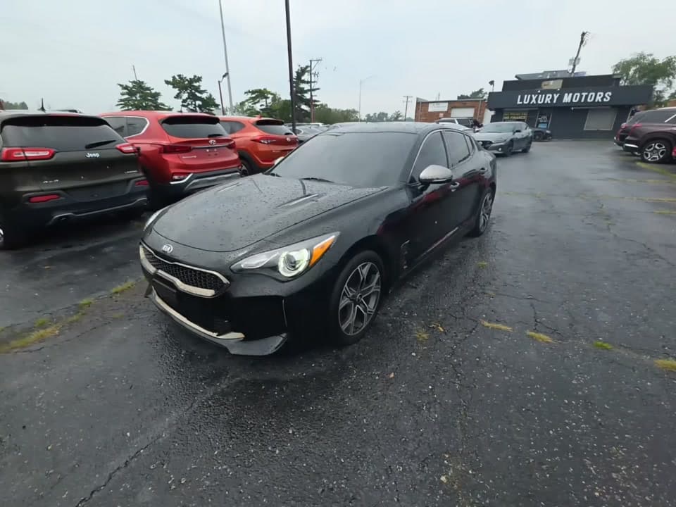 2020 KIA STINGER GT-Line 1
