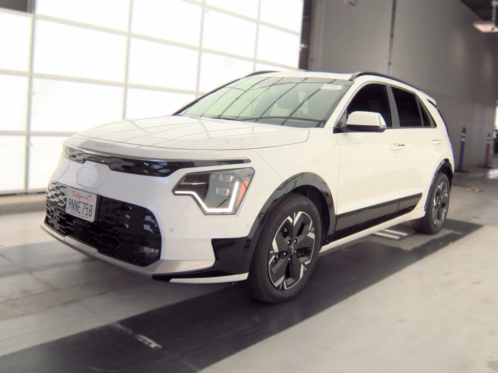 2024 KIA NIRO EV Wave