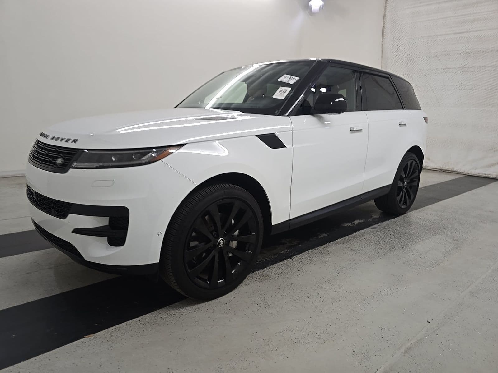 2025 LAND ROVER RANGE ROVER SPORT SE