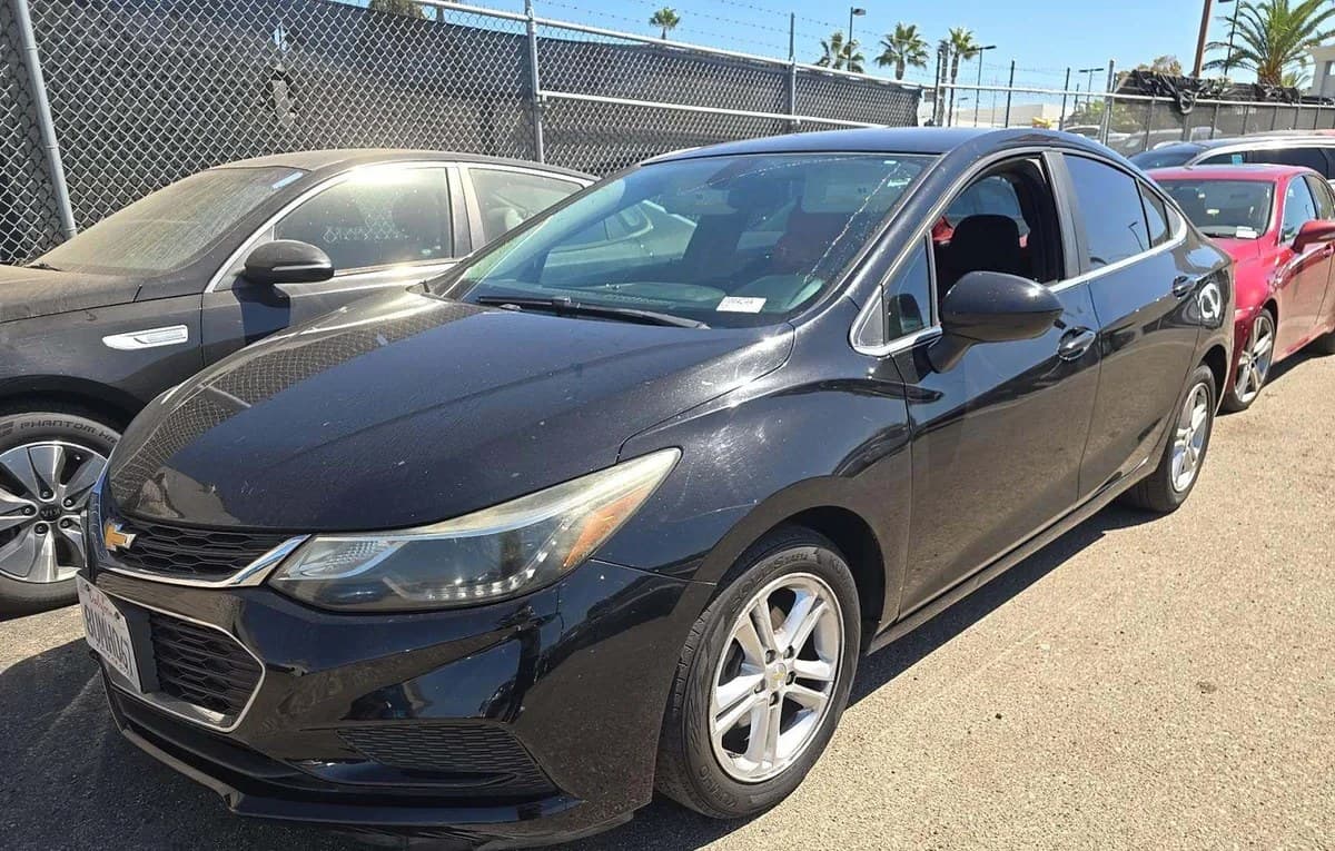 2017 CHEVROLET CRUZE LT 1