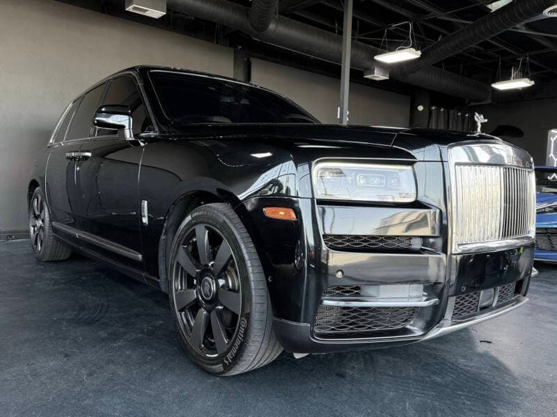 2020 ROLLS-ROYCE CULLINAN Base