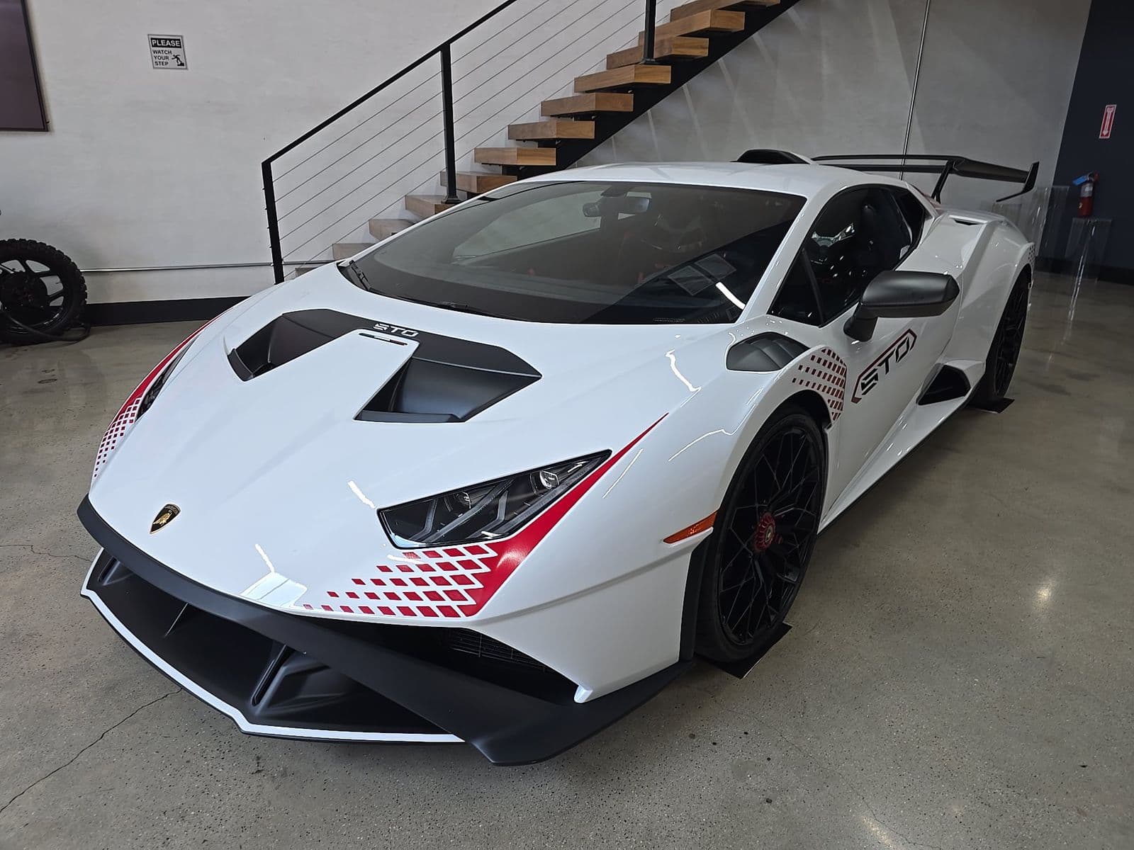 2022 LAMBORGHINI HURACAN STO